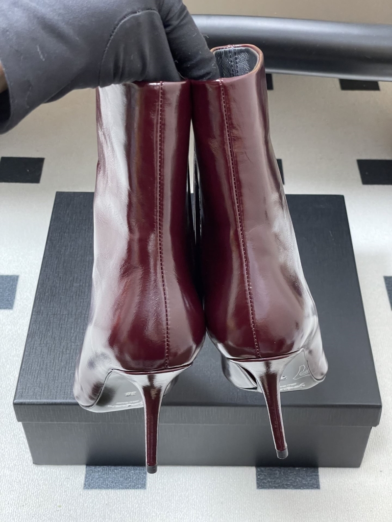 Y51 boots